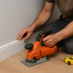 Монтаж плинтуса