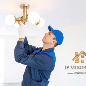 Монтаж светильников на потолок