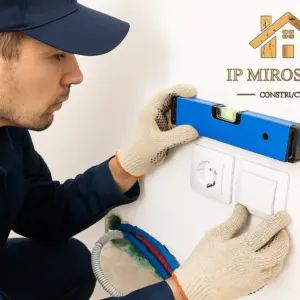 Установка розеток, выключателя