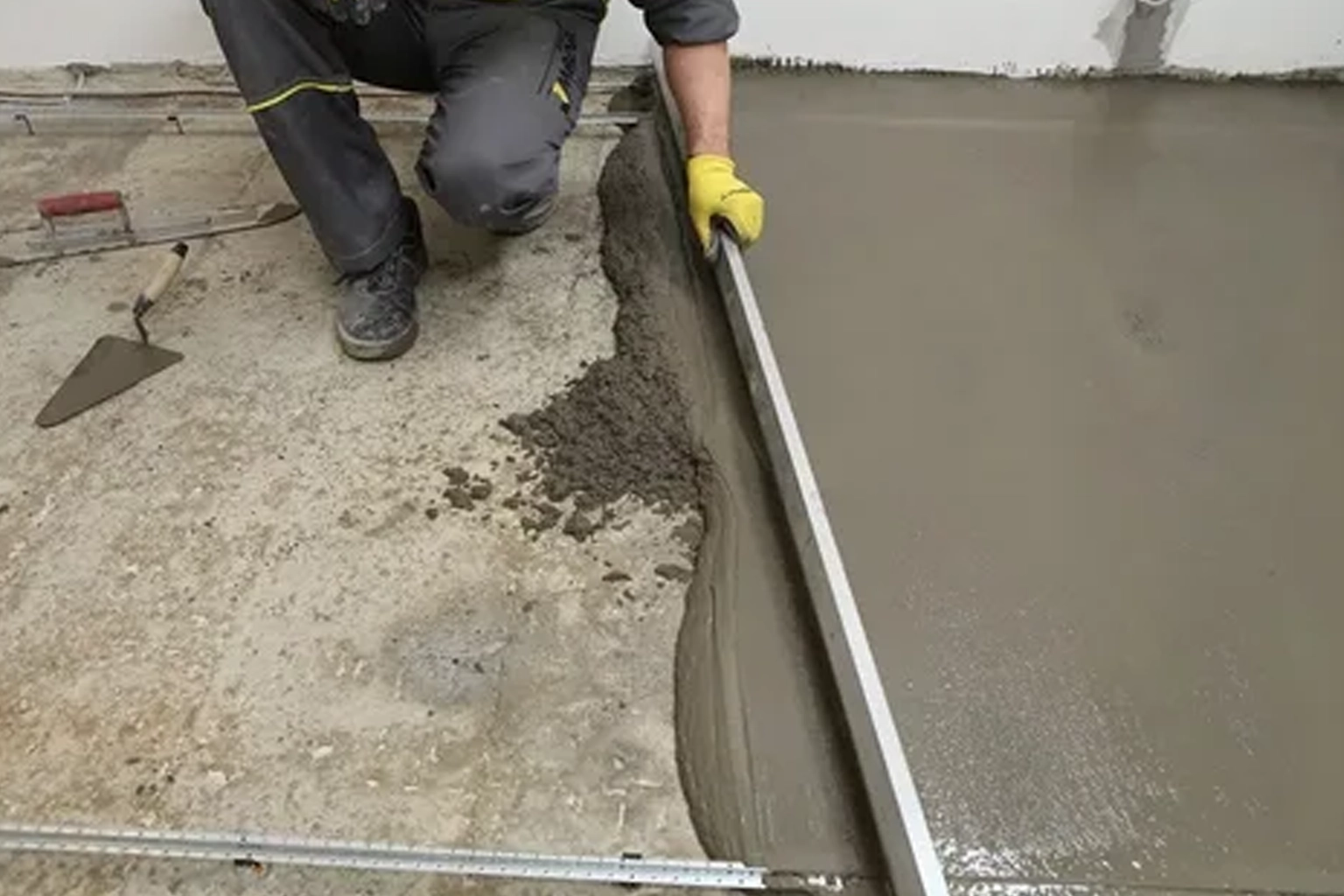 Устройство цементно-песочной стяжки (до 30 мм) 1 Устройство цементно-песочной стяжки (до 30 мм)