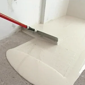 Выравнивание стяжки самовыравнивающейся смесью типа Ветонит (3-25 мм)